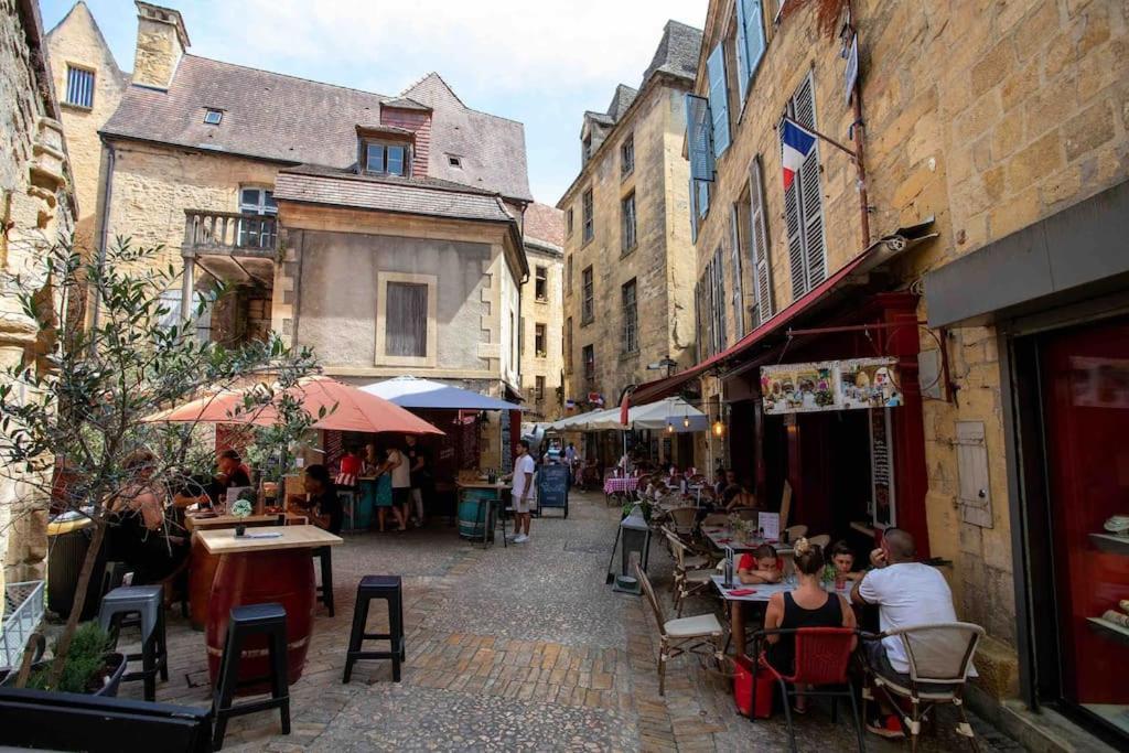 "Les Appartements De Betty A" Coeur Historique Sarlat-la-Canéda Exteriér fotografie