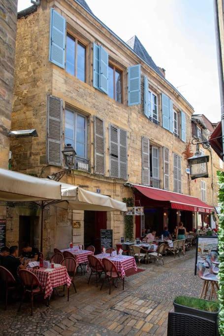 "Les Appartements De Betty A" Coeur Historique Sarlat-la-Canéda Exteriér fotografie